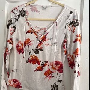 Flared Long sleeve flower blouse